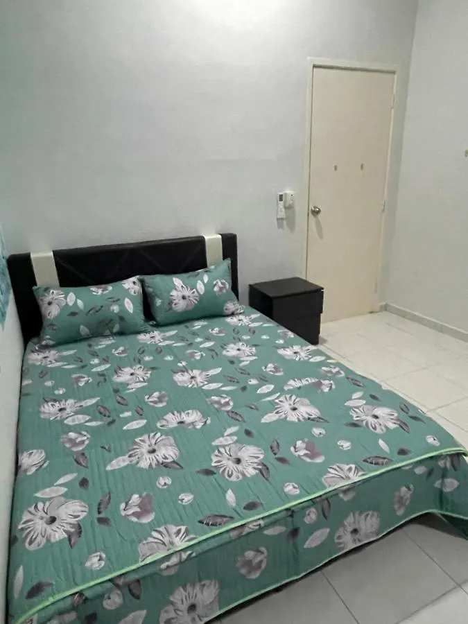 Hanz Homestay Melaka 3 - For Muslim 0*, Malacca マレーシア